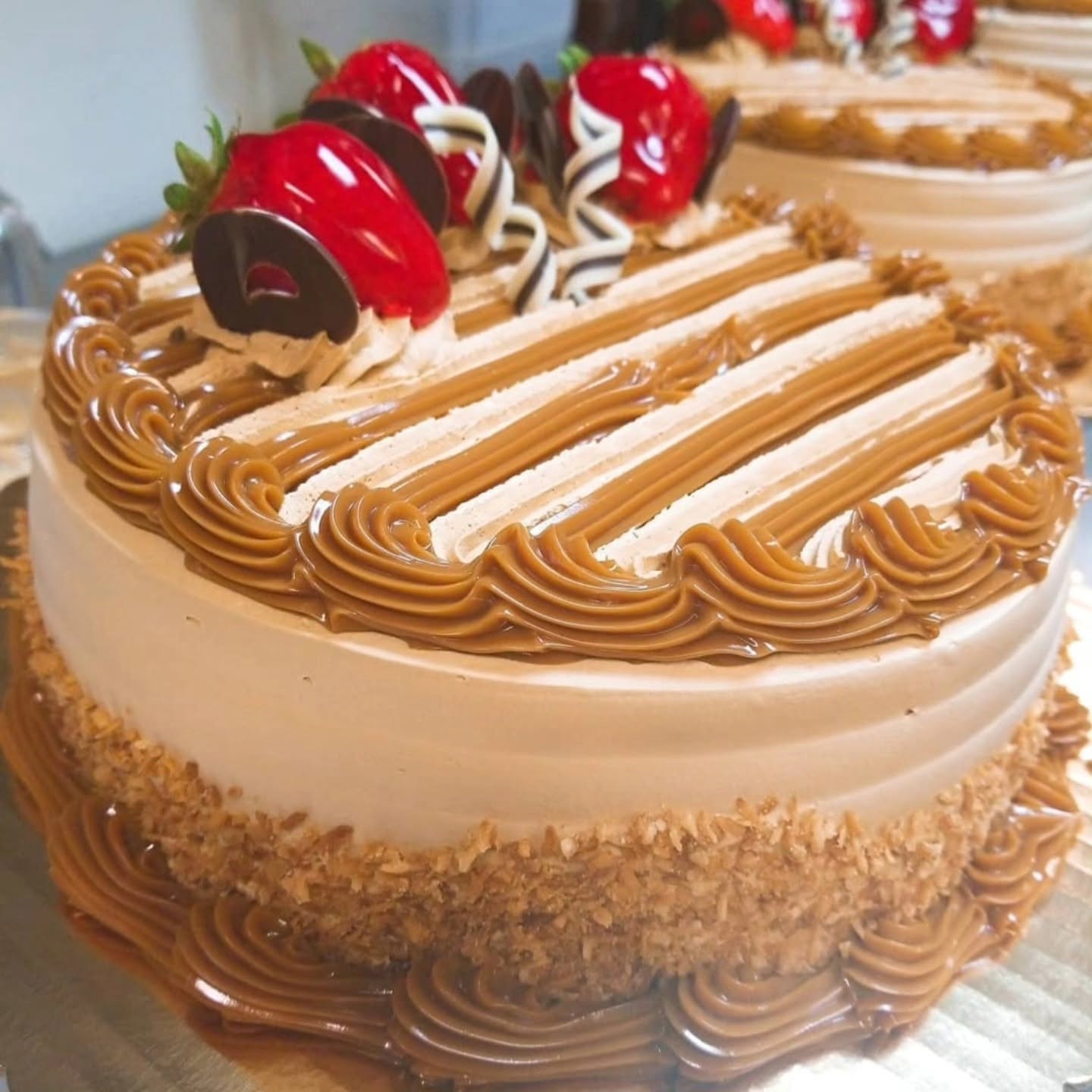 Caramel and strawberry cake